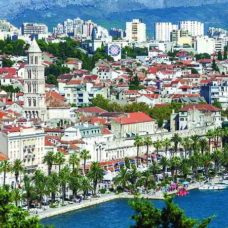Split-podstrana Apartmán *