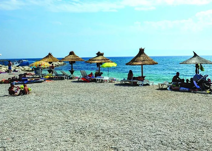 شقة Split-podstrana