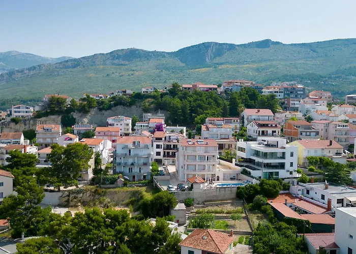 Split-podstrana شقة